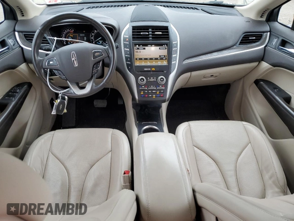 2017 Lincoln MKC Reserve with VIN 5LMTJ3DH9HUL53913, listed as a Copart auction lot 58224255 with 87,702 mi miles and Salvage title. Bid and sale history available at DreamBid. Image 8.