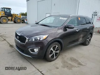 2016 Kia Sorento EX with VIN 5XYPH4A53GG005495, listed as a Copart auction lot 49729315 with 185,248 mi miles and Clean Title. Bid and sale history available at carsss.com. Image 1.