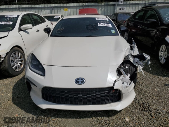 2023 Toyota 86 with VIN JF1ZNBC1XP8761886, listed as a Copart auction lot 43408215 with 36,410 mi miles and Salvage Title. Bid and sale history available at carsss.com. Image 5.