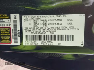 2015 Toyota Tundra 4WD Truck Platinum with VIN 5TFAW5F16FX432205, listed as a IAAI auction lot 42051601 with 121,996 mi miles. Bid and sale history available at carsss.com. Image 9.