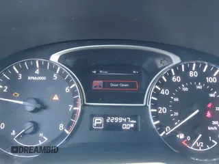 2013 Nissan Pathfinder SL with VIN 5N1AR2MN6DC601487, listed as a IAAI auction lot 42223152 with 229,947 mi miles and . Bid and sale history available at DreamBid. Image 7.