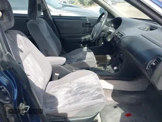1999 Acura Integra LS z VIN JH4DB7659XS002365, wystawiony jako IAAI lot #42343805 z przebiegiem 122 081 mil mil oraz . Historia ofert i sprzedaży dostępna na DreamBid. Obrazek 5.