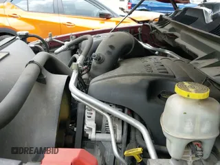 2017 Ram 1500 Big Horn z VIN 3C6RR7LTXHG506493, wystawiony jako IAAI lot #43114825 z przebiegiem 154 614 mil mil oraz . Historia ofert i sprzedaży dostępna na DreamBid. Obrazek 19.