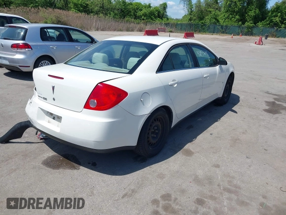 2008 Pontiac G6 1SV Value Leader z VIN 1G2ZF57B184150315, wystawiony jako IAAI lot #42155646 z przebiegiem 350 654 mil mil oraz . Historia ofert i sprzedaży dostępna na DreamBid. Obrazek 4.