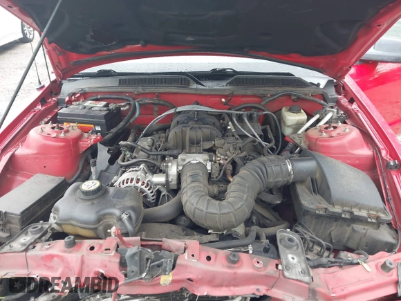 2006 Ford Mustang Standard with VIN 1ZVFT84N765107125, listed as a IAAI auction lot 42200660 with 164,920 mi miles and . Bid and sale history available at DreamBid. Image 10.