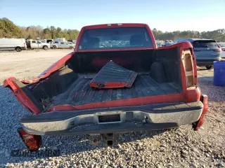 2004 Chevrolet Silverado 1500 LS with VIN 1GCEC14T04Z196188, listed as a Copart auction lot 42292605 with 268,427 mi miles and Salvage Title. Bid and sale history available at carsss.com. Image 6.