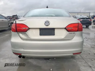 2011 Volkswagen Jetta SE with VIN 3VWDZ7AJ6BM366081, listed as a Copart auction lot 60572485 with 156,119 mi miles and Clean title. Bid and sale history available at DreamBid. Image 6.
