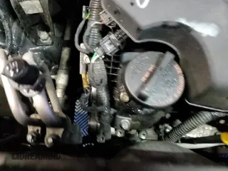 2019 Kia Sorento LX with VIN 5XYPG4A58KG484251, listed as a Copart auction lot 82038525 with 144,350 mi miles and Clean title. Bid and sale history available at DreamBid. Image 14.