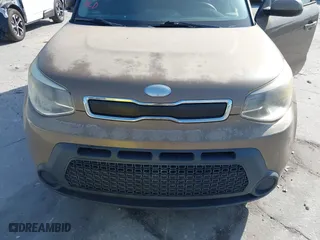 2014 Kia Soul with VIN KNDJN2A28E7024868, listed as a IAAI auction lot 42106273 with 115,805 mi miles. Bid and sale history available at carsss.com. Image 6.