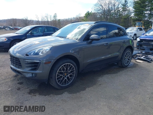 2018 Porsche Macan with VIN WP1AA2A52JLB11042, listed as a IAAI auction lot 41899303 with 86,179 mi miles. Bid and sale history available at carsss.com. Image 22.