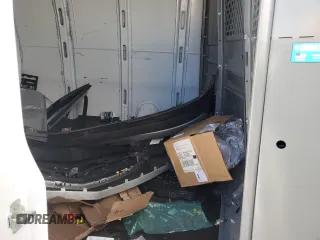 2023 Chevrolet Express Cargo z VIN 1GCWGAFP5P1180905, wystawiony jako Copart lot #87729115 z przebiegiem Nie podano mil oraz Nie do naprawy • Non repairable. Historia ofert i sprzedaży dostępna na DreamBid. Obrazek 11.