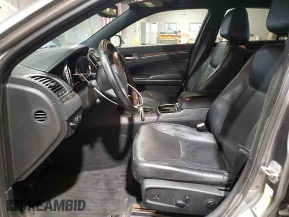 2011 Chrysler 300 C with VIN 2C3CK6CT4BH612141, listed as a Copart auction lot 81674964 with 60,394 mi miles and Salvage title. Bid and sale history available at DreamBid. Image 7.