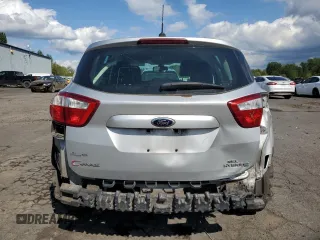 2014 Ford C-Max SEL z VIN 1FADP5BU2EL505513, wystawiony jako Copart lot #53561955 z przebiegiem 63 862 mil mil oraz Szkoda całkowita • Salvage title. Historia ofert i sprzedaży dostępna na DreamBid. Obrazek 6.