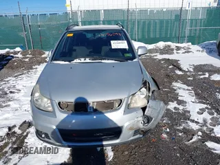2007 Suzuki SX4 with VIN JS2YB413775101357, listed as a IAAI auction lot 41560985 with 216,705 mi miles. Bid and sale history available at carsss.com. Image 13.