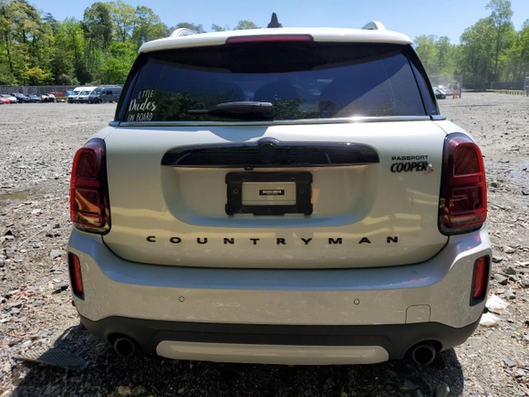 2023 MINI Countryman Cooper S with VIN WMZ83BR0XP3P91056, listed as a Copart auction lot 54699605 with 22,049 mi miles and Salvage title. Bid and sale history available at DreamBid. Image 6.