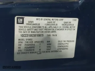 2003 Chevrolet S-10 with VIN 1GCCS19X238169679, listed as a IAAI auction lot 41842156 with 83,940 mi miles. Bid and sale history available at carsss.com. Image 9.
