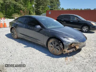 2024 Tesla Model 3 z VIN 5YJ3E1EA1RF834301, wystawiony jako Copart lot #53305255 z przebiegiem 11 096 mil mil oraz Szkody całkowita. Historia ofert i sprzedaży dostępna na DreamBid. Obrazek 4.