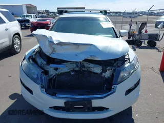 2011 Honda Accord Crosstour EX-L with VIN 5J6TF2H59BL005989, listed as a IAAI auction lot 41834202 with 215,645 mi miles. Bid and sale history available at carsss.com. Image 12.