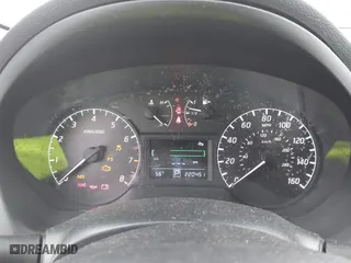 2015 Nissan Sentra S with VIN 3N1AB7AP0FY231596, listed as a IAAI auction lot 42086308 with 220,451 mi miles. Bid and sale history available at carsss.com. Image 7.