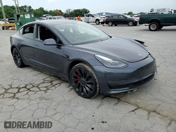 2021 Tesla Model 3 Performance z VIN 5YJ3E1EC5MF064890, wystawiony jako Copart lot #57186755 z przebiegiem 47 830 mil mil oraz Szkoda całkowita • Salvage title. Historia ofert i sprzedaży dostępna na DreamBid. Obrazek 13.
