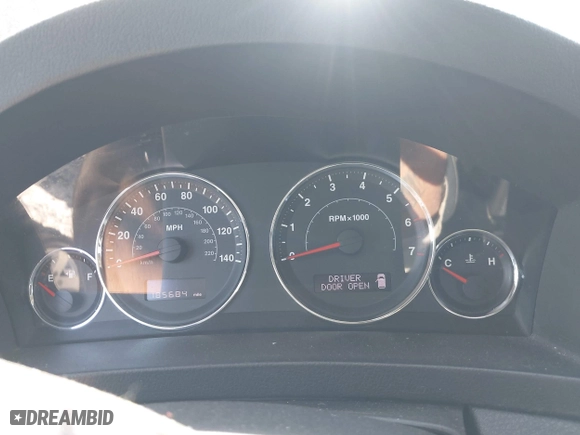 2010 Jeep Grand Cherokee Laredo with VIN 1J4PR4GK0AC151711, listed as a IAAI auction lot 41940295 with 185,684 mi miles. Bid and sale history available at carsss.com. Image 7.