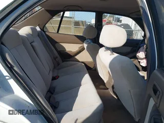 1995 Toyota Camry LE z VIN JT2SK12E5S0332027, wystawiony jako IAAI lot #42078977 z przebiegiem 128 929 mil mil oraz . Historia ofert i sprzedaży dostępna na DreamBid. Obrazek 8.