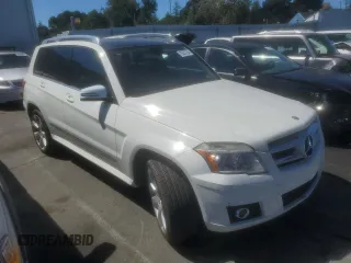 2011 Mercedes-Benz GLK 350 with VIN WDCGG5GB0BF609405, listed as a Copart auction lot 70653754 with 84,937 mi miles and Salvage Title. Bid and sale history available at DreamBid. Image 4.