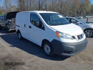 2017 Nissan NV200 SV z VIN 3N6CM0KN9HK705620, wystawiony jako IAAI lot #41900043 z przebiegiem 186 752 mil mil oraz . Historia ofert i sprzedaży dostępna na DreamBid. Obrazek 1.
