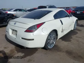 2004 Nissan 350Z Touring with VIN JN1AZ34D14M102966, listed as a IAAI auction lot 41921270 with 182,633 mi miles. Bid and sale history available at carsss.com. Image 4.