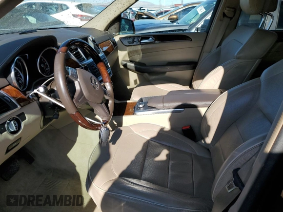 2014 Mercedes-Benz M 550 with VIN 4JGDA7DB3EA303533, listed as a Copart auction lot 89185595 with Not Provided miles and Salvage Title. Bid and sale history available at carsss.com. Image 7.