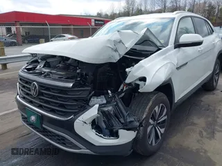 2024 Volkswagen Atlas SE with VIN 1V2LE2CA5RC243036, listed as a IAAI auction lot 41860475 with 7,766 mi miles and . Bid and sale history available at DreamBid. Image 6.