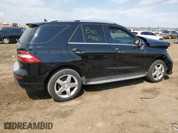 2013 Mercedes-Benz M 550 with VIN 4JGDA7DBXDA262171, listed as a Copart auction lot 52435385 with Not provided miles and Salvage title. Bid and sale history available at DreamBid. Image 3.