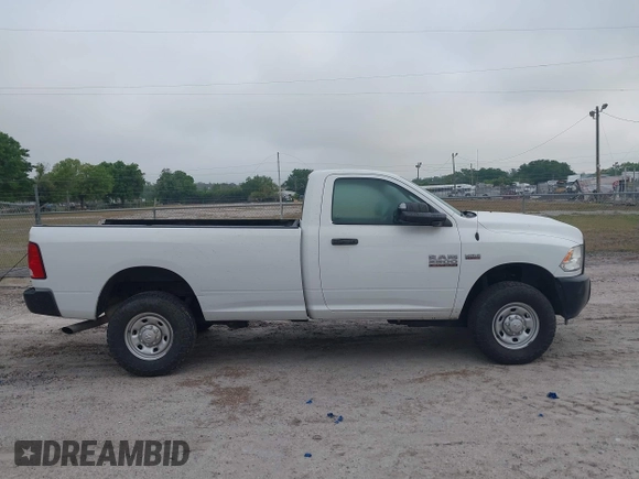 2018 Ram 2500 Tradesman с VIN 3C6MR5AJ8JG295963, выставлен на аукционе IAAI как лот 41781838 с пробегом 141 650 миль миль и . История ставок и продаж доступна на DreamBid. Изображение 13.