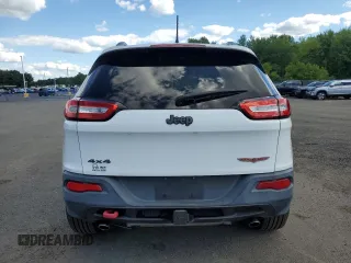 2014 Jeep Cherokee Trailhawk with VIN 1C4PJMBS5EW111360, listed as a Copart auction lot 65607975 with 139,642 mi miles and Clean title. Bid and sale history available at DreamBid. Image 6.