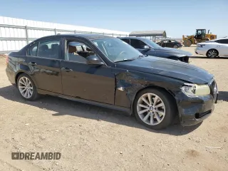 2011 BMW 3 Series 328i z VIN WBAPH5C53BA444981, wystawiony jako Copart lot #61779665 z przebiegiem 137 307 mil mil oraz Czysty tytuł • Clean title. Historia ofert i sprzedaży dostępna na DreamBid. Obrazek 4.