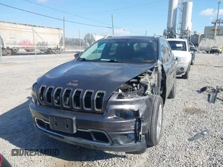 2016 Jeep Cherokee Limited with VIN 1C4PJMDB9GW321735, listed as a IAAI auction lot 41886999 with 62,604 mi miles. Bid and sale history available at carsss.com. Image 13.