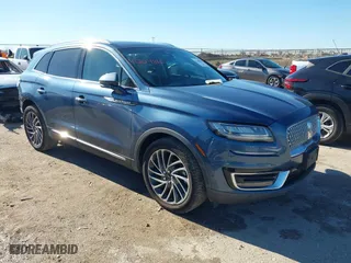 2019 Lincoln Nautilus Reserve with VIN 2LMPJ6LP3KBL51283, listed as a IAAI auction lot 41204810 with 91,184 mi miles. Bid and sale history available at carsss.com. Image 1.