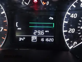 2015 Nissan Sentra SV with VIN 3N1AB7AP8FY343031, listed as a IAAI auction lot 41397415 with 161,620 mi miles. Bid and sale history available at carsss.com. Image 14.