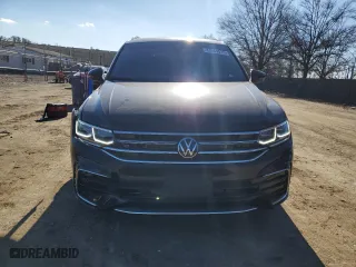 2024 Volkswagen Tiguan SEL R-Line with VIN 3VV4B7AX8RM156427, listed as a Copart auction lot 43564015 with 0 mi miles and Salvage Title. Bid and sale history available at carsss.com. Image 5.