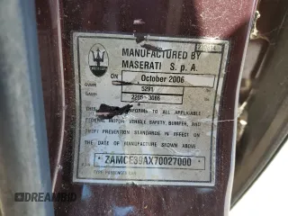 2007 Maserati Quattroporte z VIN ZAMCE39AX70027000, wystawiony jako Copart lot #60355475 z przebiegiem Nie podano mil oraz Czysty tytuł • Clean title. Historia ofert i sprzedaży dostępna na DreamBid. Obrazek 12.