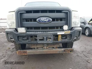 2012 Ford F-250 XL with VIN 1FT7W2B64CEB19431, listed as a IAAI auction lot 41305882 with 296,212 mi miles and . Bid and sale history available at DreamBid. Image 6.