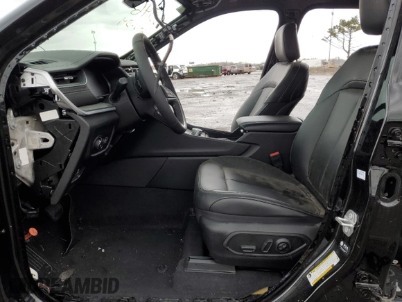 2025 Jeep Grand Cherokee Limited with VIN 1C4RJKBG9S8633546, listed as a Copart auction lot 47867315 with Not provided miles and Salvage title. Bid and sale history available at DreamBid. Image 7.