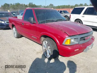 1997 GMC Sonoma with VIN 1GTCS1446VK506468, listed as a IAAI auction lot 41516801 with 162,659 mi miles. Bid and sale history available at carsss.com. Image 1.