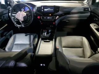 2021 Honda Pilot Touring 7-Passenger z VIN 5FNYF6H62MB079918, wystawiony jako Copart lot #53272865 z przebiegiem 29 581 mil mil oraz Szkoda całkowita • Salvage title. Historia ofert i sprzedaży dostępna na DreamBid. Obrazek 8.