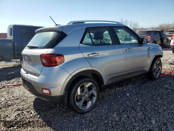 2024 Hyundai Venue Limited with VIN KMHRC8A32RU316491, listed as a Copart auction lot 46500945 with 17,585 mi miles and Salvage Title. Bid and sale history available at DreamBid. Image 3.