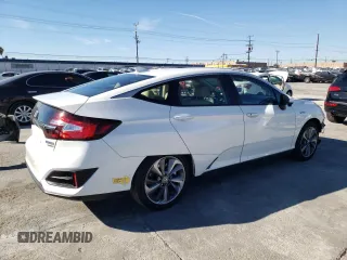 2019 Honda Clarity Plug-In Hybrid Touring with VIN JHMZC5F32KC006959, listed as a Copart auction lot 37684644 with 40,835 mi miles. Bid and sale history available at carsss.com. Image 3.