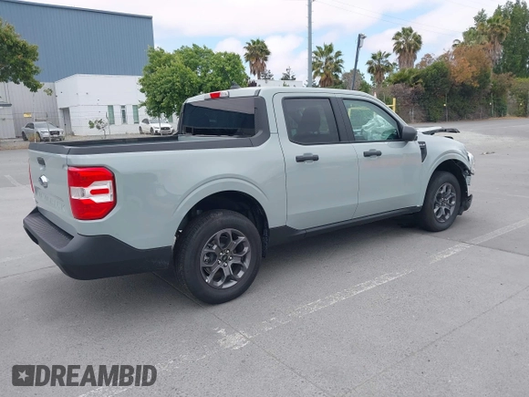 2024 Ford Maverick XLT z VIN 3FTTW8H38RRB54638, wystawiony jako IAAI lot #42361448 z przebiegiem 9 828 mil mil oraz . Historia ofert i sprzedaży dostępna na DreamBid. Obrazek 4.