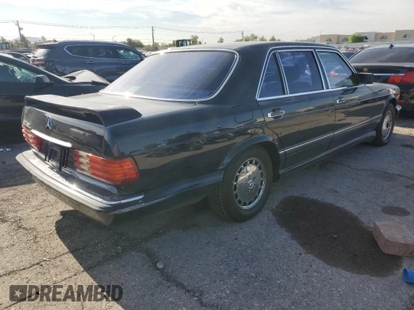 1990 Mercedes-Benz 560 with VIN WDBCA39EXLA503543, listed as a Copart auction lot 65978444 with 195,635 mi miles and Clean Title. Bid and sale history available at DreamBid. Image 3.