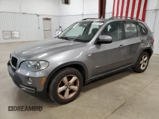 2008 BMW X5 3.0si z VIN 5UXFE43528L022455, wystawiony jako Copart lot #61400064 z przebiegiem 177 525 mil mil oraz Szkoda całkowita • Salvage title. Historia ofert i sprzedaży dostępna na DreamBid. Obrazek 1.