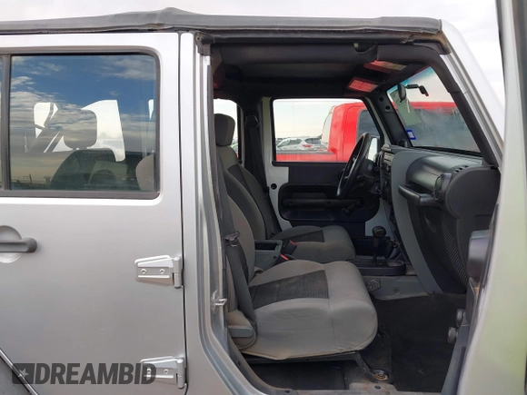 2008 Jeep Wrangler Unlimited X with VIN 1J4GA39198L651172, listed as a IAAI auction lot 41936521 with 69,007 mi miles and . Bid and sale history available at DreamBid. Image 5.